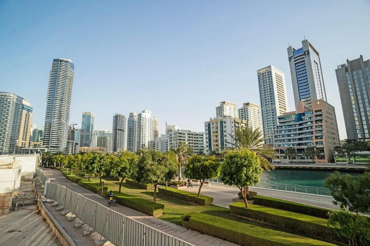 13 - Comfy 2-Bedroom Waterfront View - Close To Jbr & Marina Walk- Free Parking