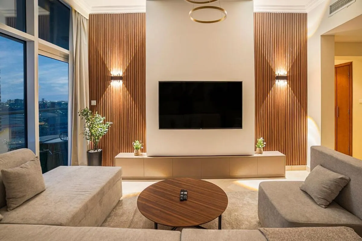 13 - Comfy 2Br Family Apartment With Breathtaking Waterfront View - Free Parking Dubai